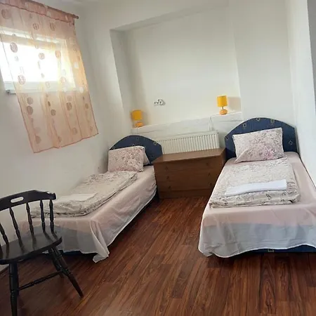 Guest house Lacne