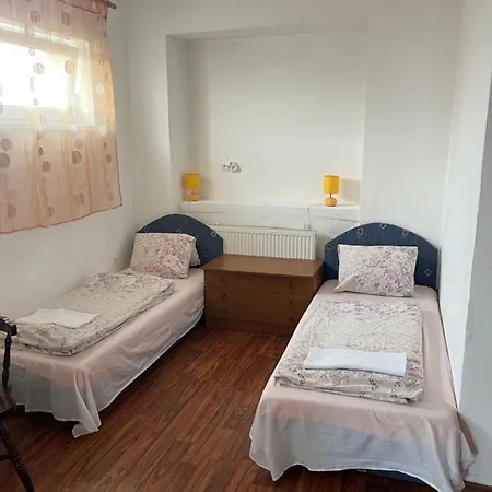 Lacne Πανσιόν Gabcikovo