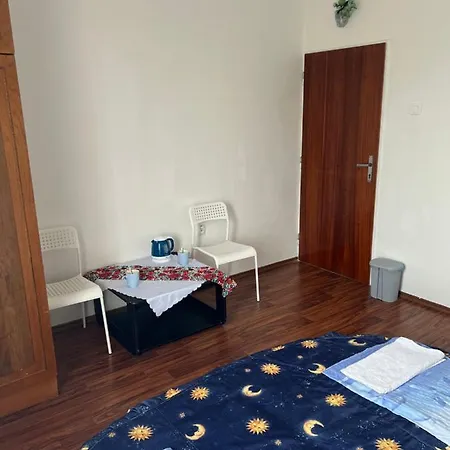 Lacne Guest house *