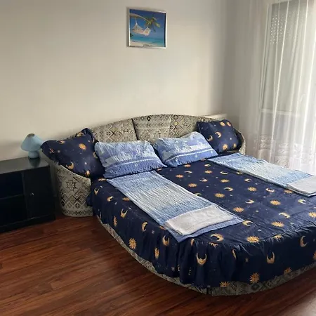 Guest house Lacne *